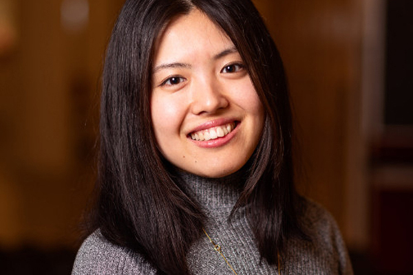 Mari Fujiwara