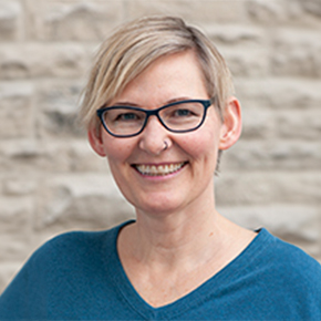 Beth MacDougall-Shackleton
