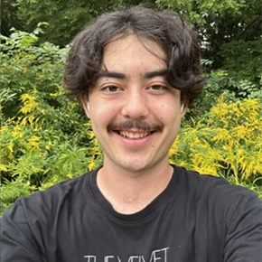 headshot of Carter