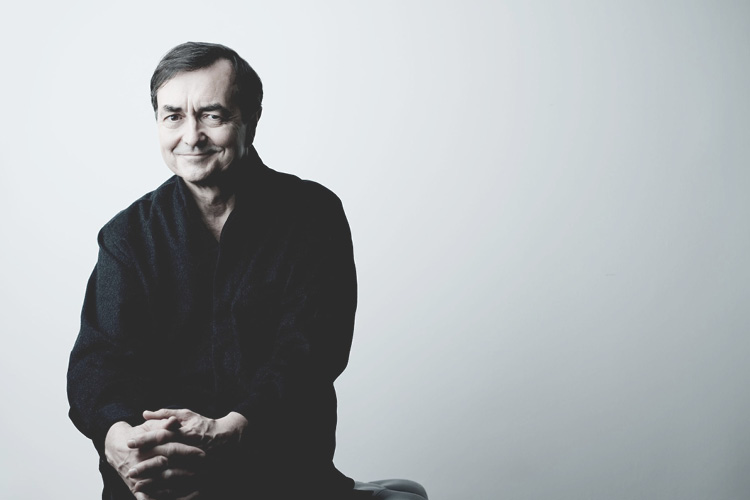 Pierre-Laurent Aimard, piano