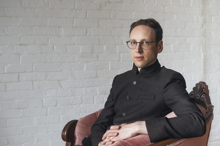 Kris Maddigan (photo credit: Sam Hurley @SamanthaHurleyPhoto.com)