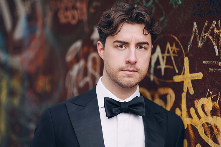Josh Lovell, tenor (photo credit: Simon Pauly)