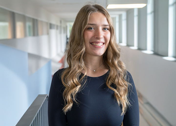 Headshot of Amy Nevills