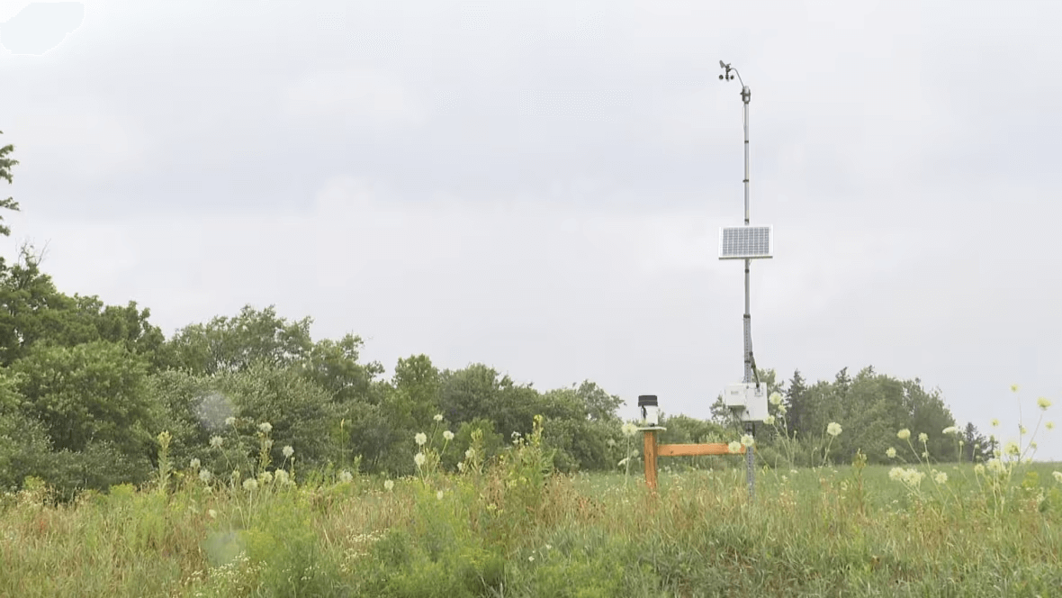 weather-station-at-the-upei-canadian-centre-for-climate-change-and-adaptation.png